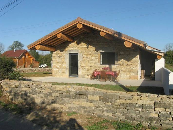 Maison de vacances pour 4 personnes, avec Terrasse et Jardin à Château-Chalon
