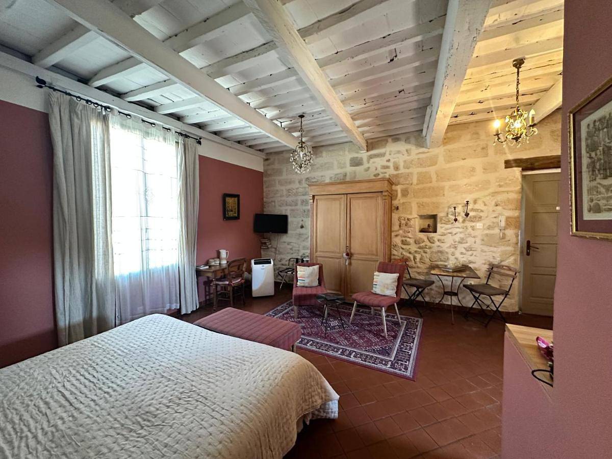Ganze Wohnung, Le trente trois in Uzès, Nimes und Umgebung