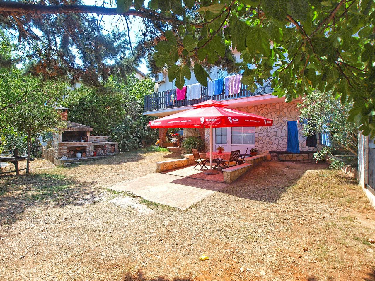 Entire apartment, Holiday apartment for 6 people with terrace in Premantura, Southcoast Istria