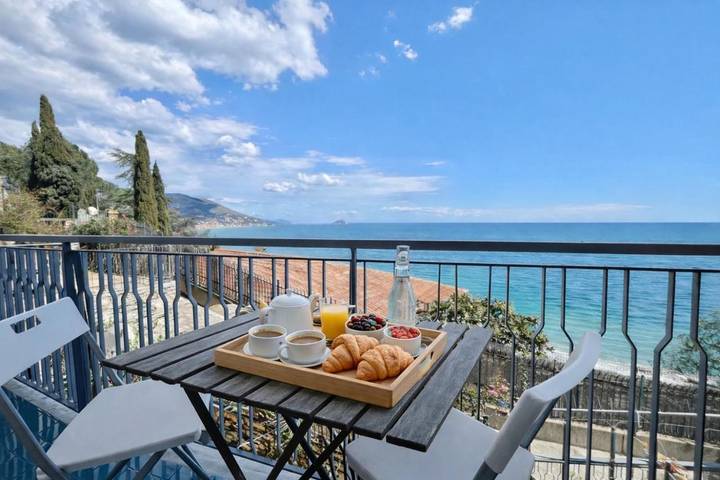 Apartamento de vacaciones para 5 personas, con vistas y balcón, Se admiten mascotas - 1