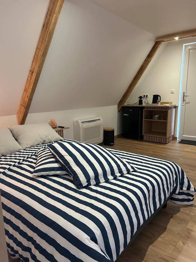 Location de vacances pour 4 personnes, avec jardin ainsi que piscine et jacuzzi à Montvalent - 4