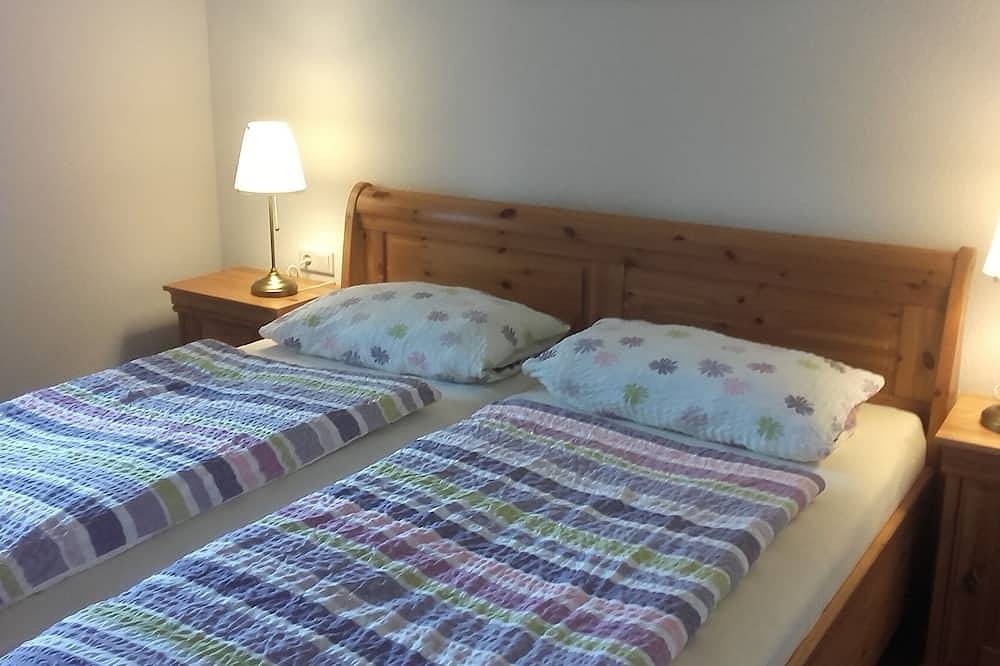 Neues Ferienhaus für 2 Personen in sehr ruhiger Lage , direkt an der Ems gelegen in Westoverledingen, Emsland