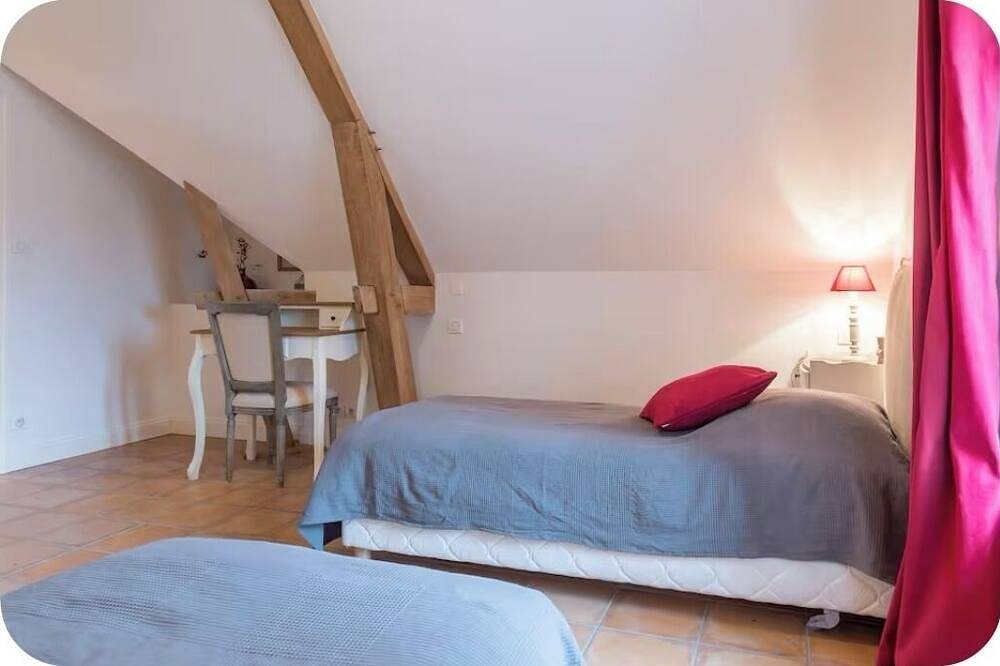 The maples - sainte maure de Touraine in Sainte-Maure-de-Touraine, Chinon region