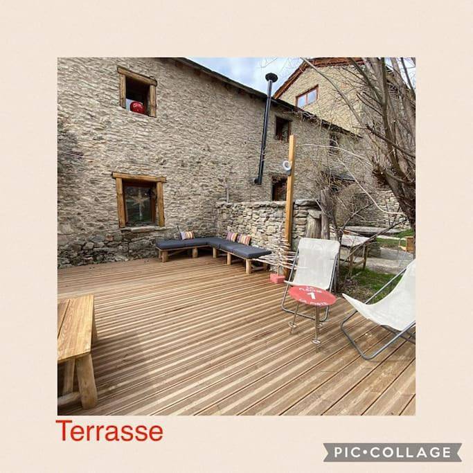 Location de vacances pour 10 personnes, avec Terrasse et Jardin à Targassonne