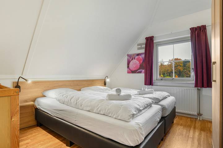 Bungalow für 10 Personen mit Terrasse in Drenthe