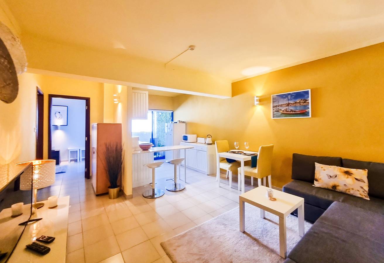 Appartamento intero, Appartamento vacanze per 4 persone in Praia da Rocha, Portimao