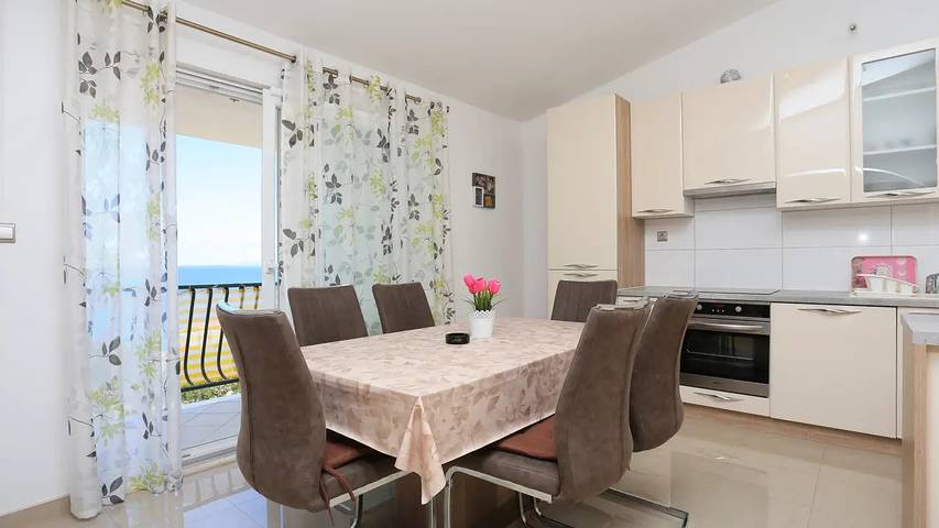 Ferienwohnung für 8 Personen in Omis - 4