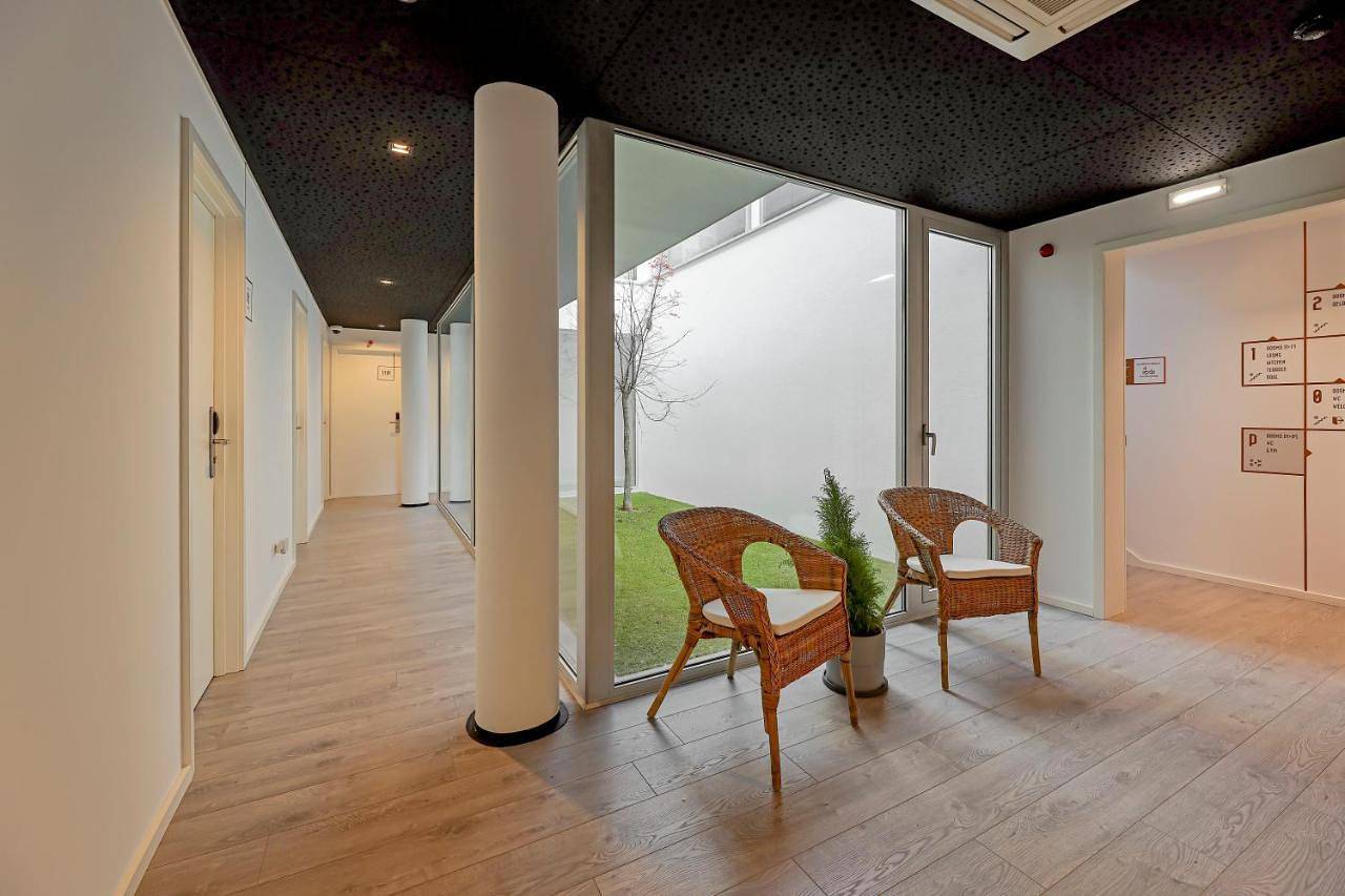 Single Room with Private Bathroom in Porto, District de Porto