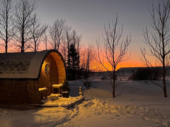 Gîte pour 2 personnes, avec vue et jardin en Islande - 4