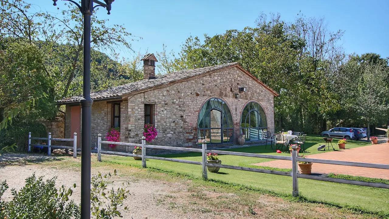Maison de vacances pour 4 personnes avec jacuzzi in Todi, Province de Pérouse