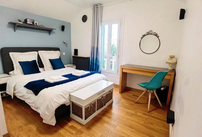 Location de vacances pour 8 personnes, avec jardin à Épinay-sur-Orge - 2