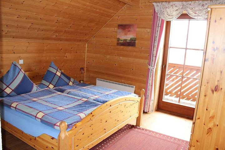 Top Ferienhaus mit 4 Schlafzimmern, Sauna, Kamin u .Internet Wlan in Reichenau (Österreich), Nockberge