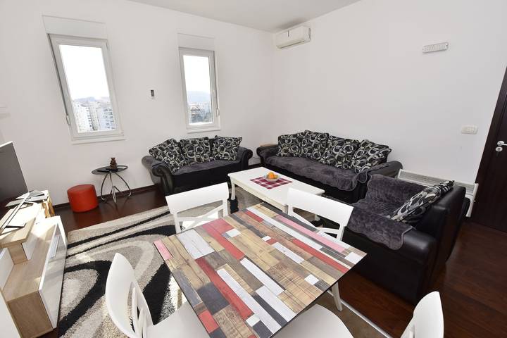 Ferienwohnung für 5 Personen, mit Terrasse in Bar - 2