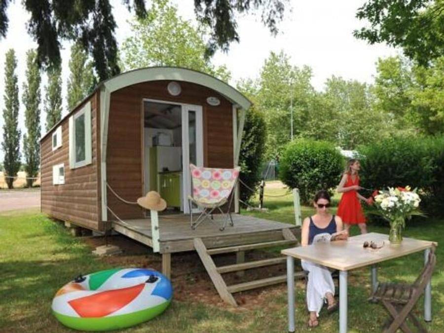 Camping de la Liez - Ciela Village - Einzigartig 4 personen - Ciela Wohnwagen - 1 Schlafzimmer - Badezimmer in Peigney, Haute-Marne