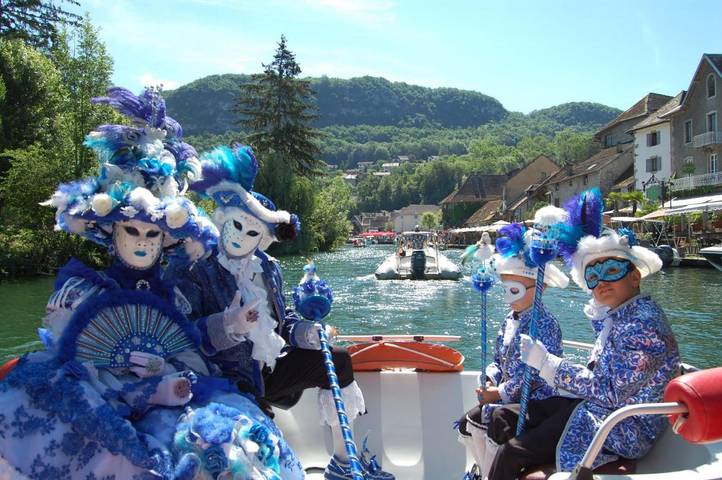 Location de vacances pour 4 personnes, avec vue ainsi que jardin et balcon à Chanaz - 2