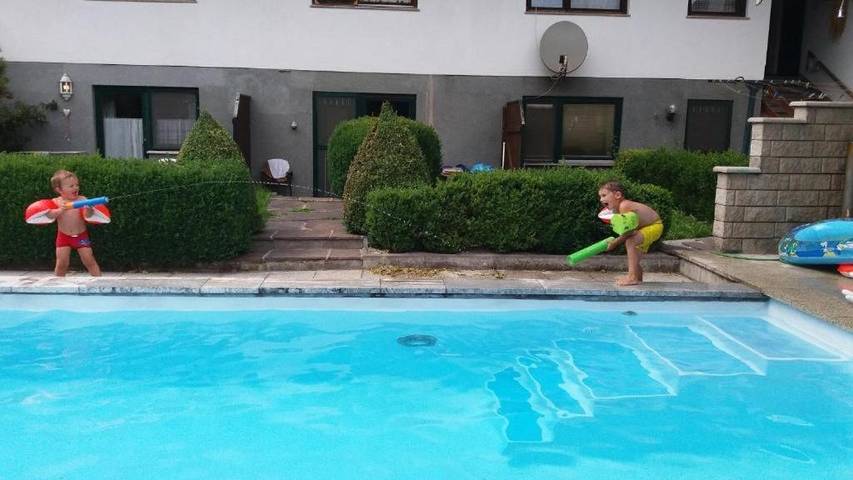 Location de vacances pour 2 personnes, avec Terrasse et Jardin ainsi que Piscine et Vue à Wiesing - 2