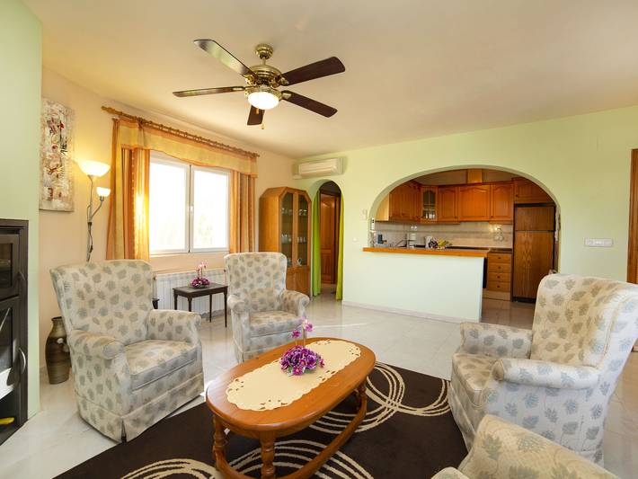 Ferienhaus für 4 Personen, mit Terrasse und Garten in Calpe - 3