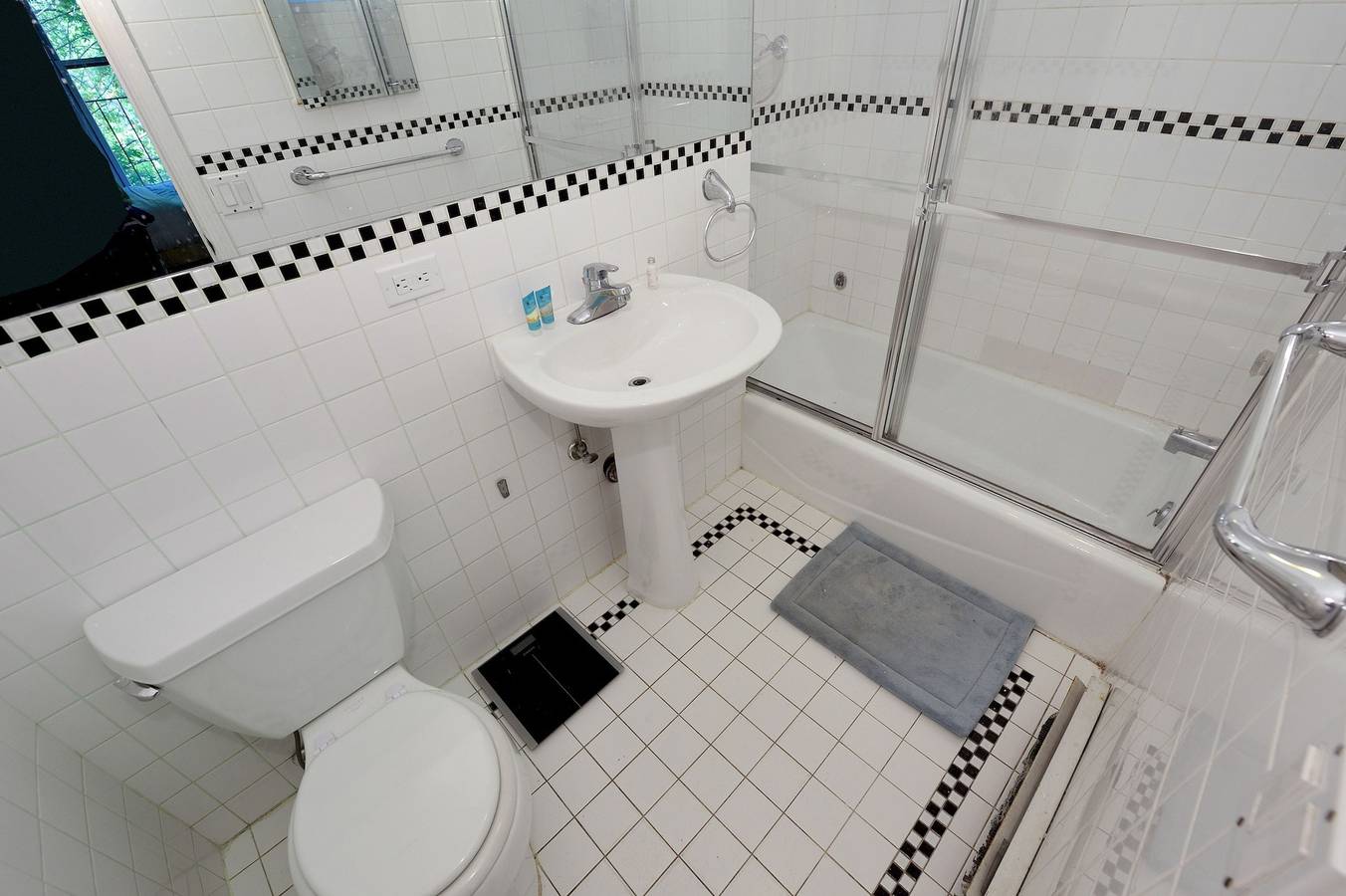 Entire apartment, Charming 3-Bedroom Apartment in Midtown West in Manhattan, New York City