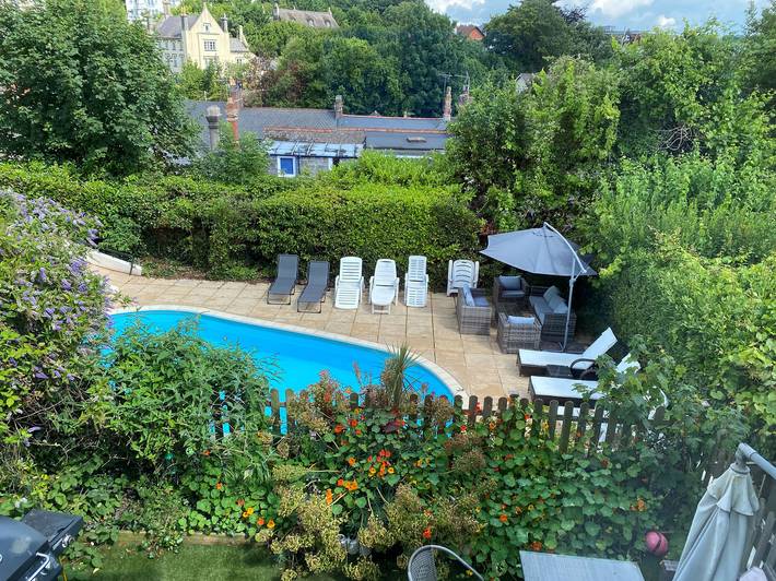 Log cabin for 4 people in Torquay