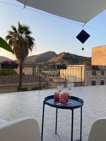 Location de vacances pour 4 personnes, avec terrasse, animaux acceptés à Santa Flavia