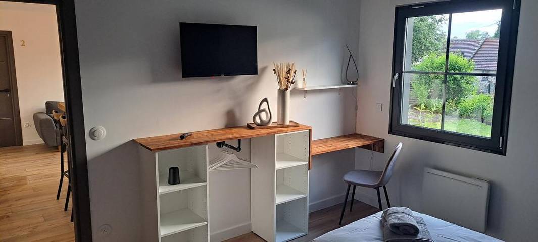 Location de vacances pour 3 personnes, avec terrasse et vue dans Cuise-la-Motte - 2