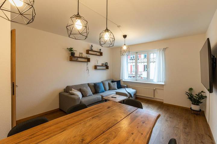 Gîte pour 5 personnes, avec terrasse à Bienne - 2