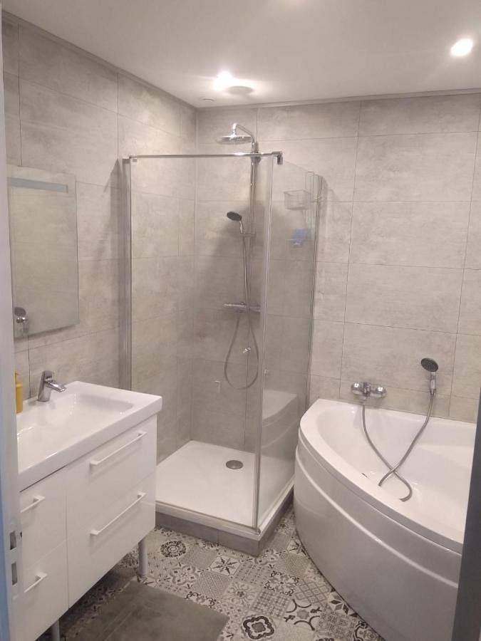 Gîte pour 2 personnes, avec Balcon ainsi que Terrasse et Jardin à Châteauneuf-d'Ille-et-Vilaine - 2