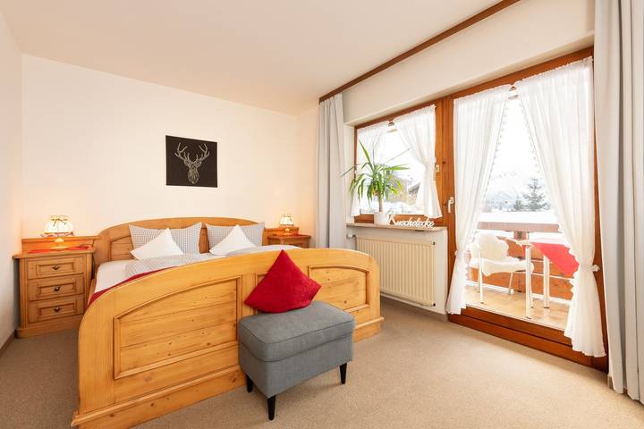 Pension für 2 Personen, mit Balkon und Garten sowie Ausblick in Oberstdorf - 2