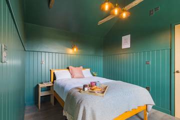 Hut for 3 People in Tenterden, High Weald, Photo 1