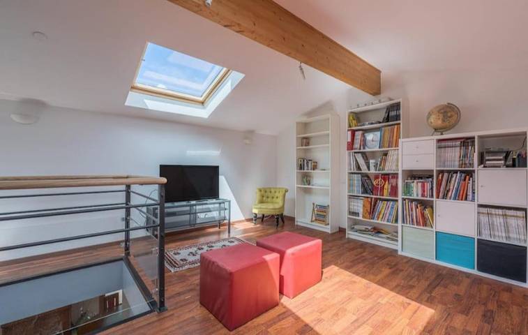 Location de vacances pour 10 personnes, avec jardin ainsi que vue et piscine, adapté aux familles à Balma - 3