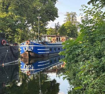 Bateau pour 2 personnes, avec terrasse, animaux acceptés dans Grand Est