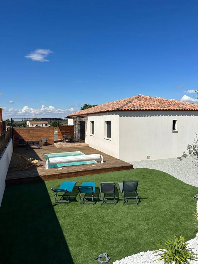 Location de vacances pour 6 personnes, avec piscine ainsi que jardin et terrasse à Vendémian - 2