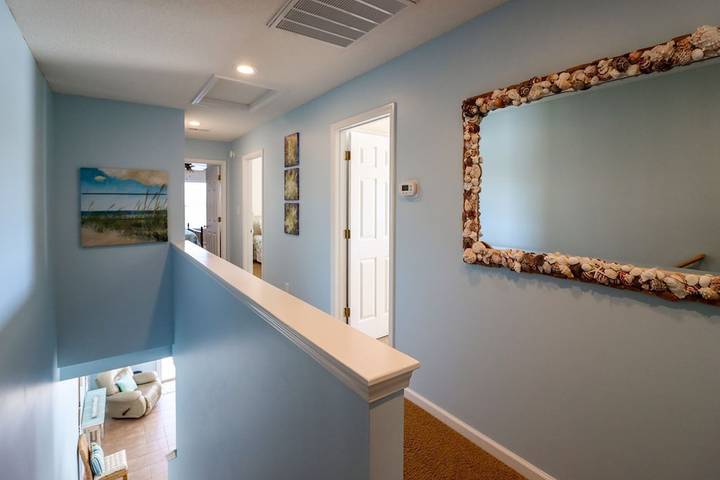 Vacation house for 14 people, with balcony in Surfside Beach