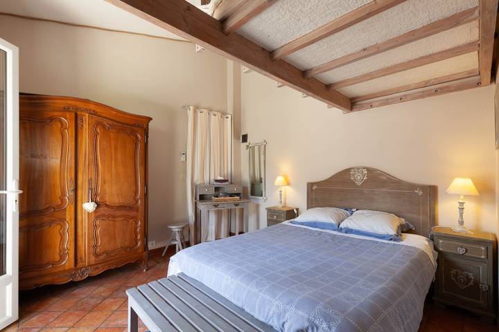 Location de vacances pour 2 personnes, avec Jardin à Ensuès-la-Redonne