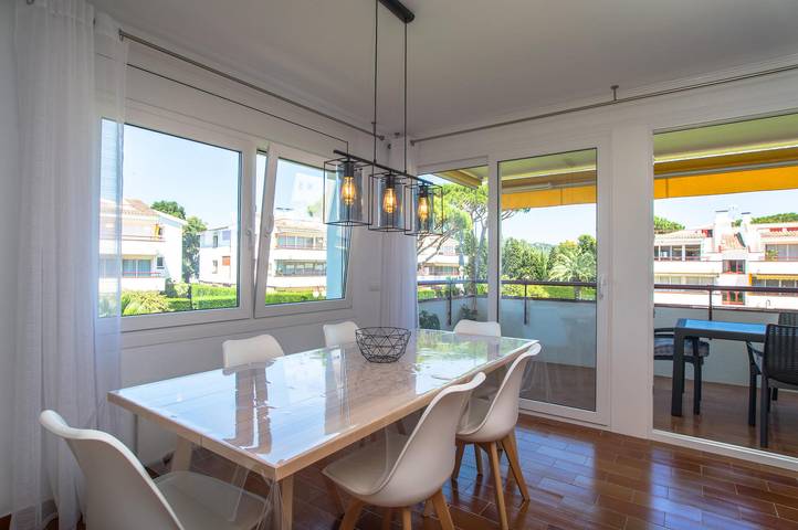 Apartamento entero, Bf-5 Bonito apartamento, en comunidad con piscina in Platja de Port Bo (Palafrugell), Palafrugell