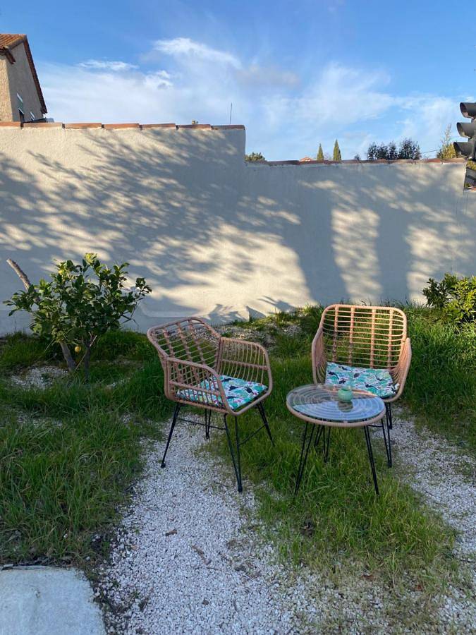 Appartement entier, One-Bedroom Apartment in Les Pennes-Mirabeau, Côte méditerranéenne (France)