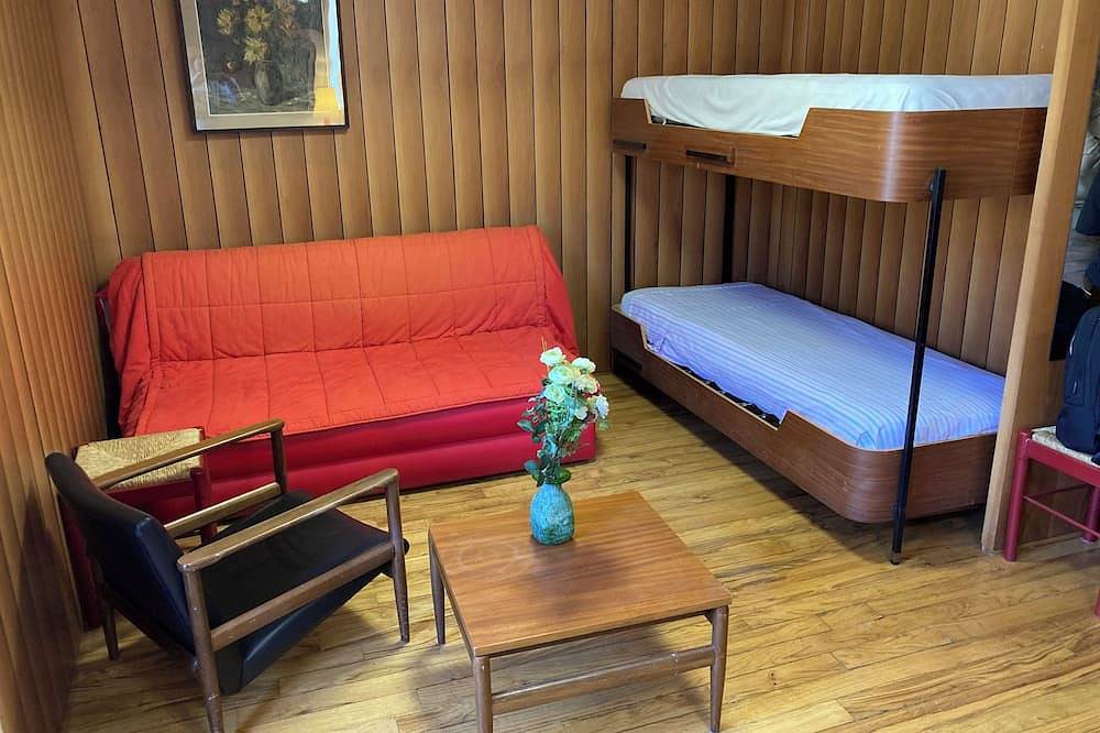 Appartamento intero, Panorama su Foppolo, le montagne e le piste al sole del mattino in Foppolo, Alpi Orobie Occidentali