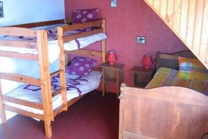 Location de vacances pour 10 personnes, avec jacuzzi et jardin à Lanvéoc - 4