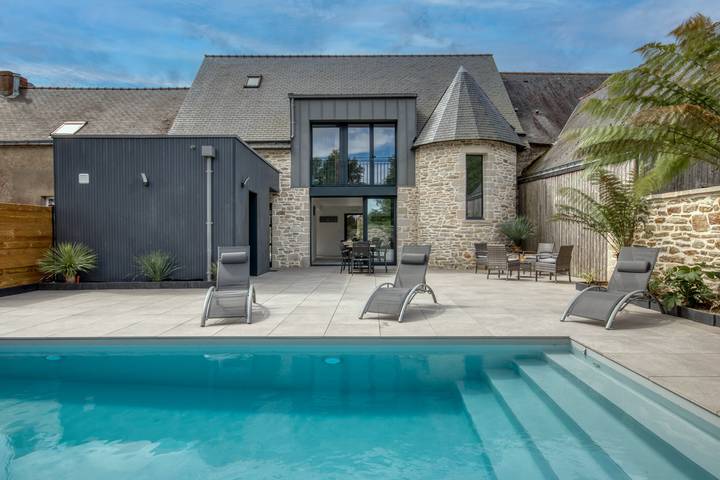 Strandhaus für 15 Personen, mit Terrasse und Garten sowie Pool in der Bretagne