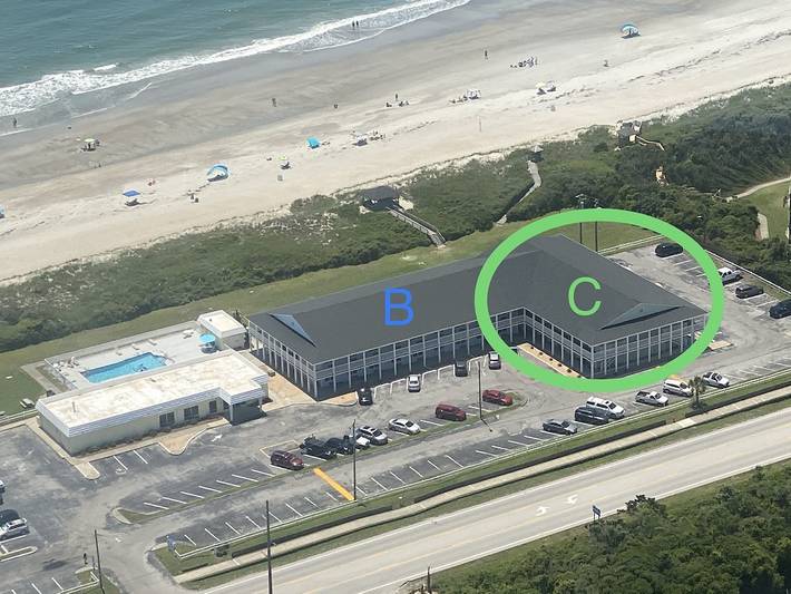 Vacation rental for 4 people, with pool and balcony as well as yard in Atlantic Beach