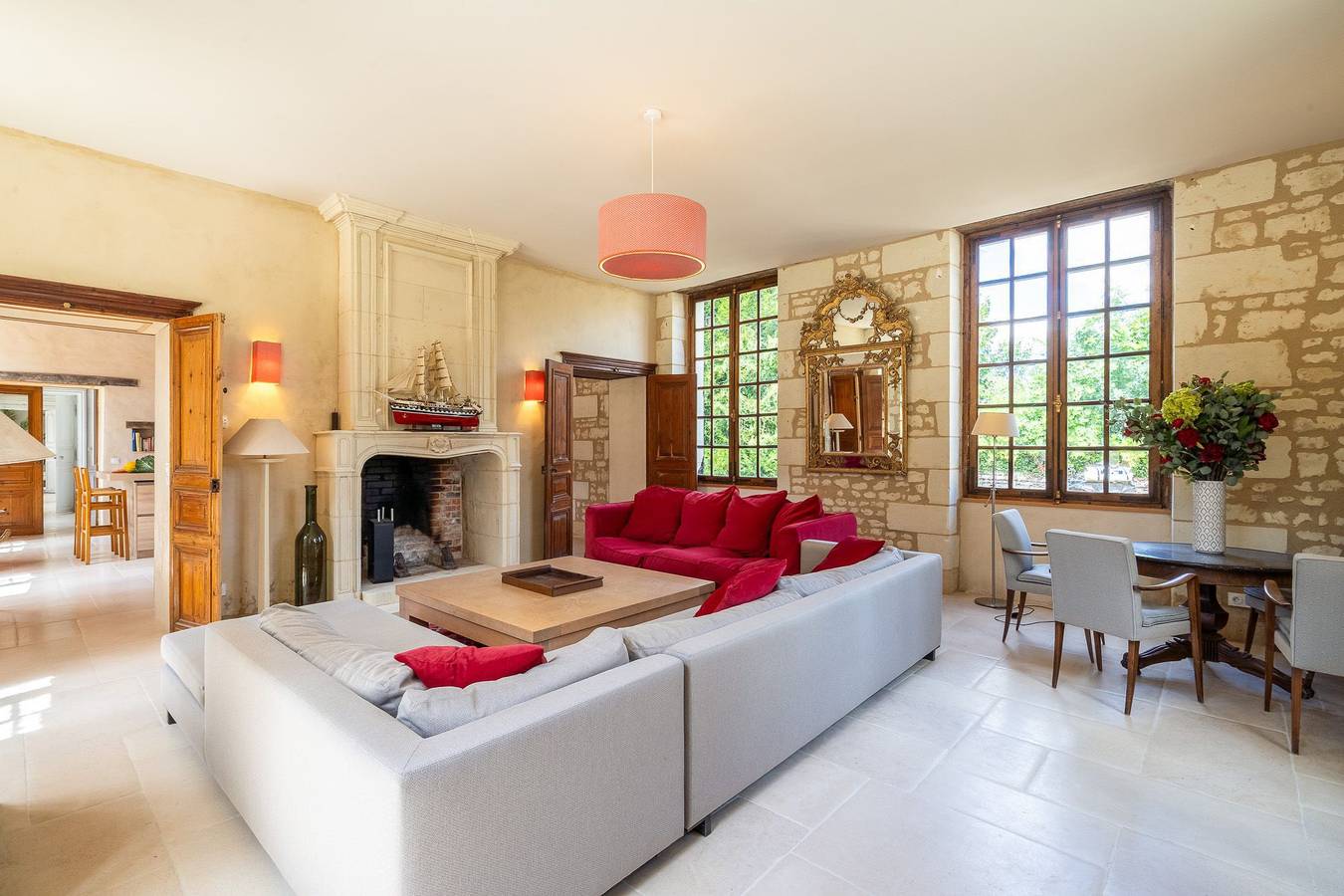Villa pour 12 personnes avec piscine in Prinçay, Vienne (France)