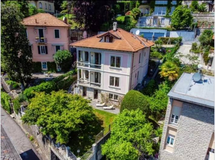 Villa für 14 Personen, mit Seeblick und Sauna sowie Garten, mit Haustier in Como