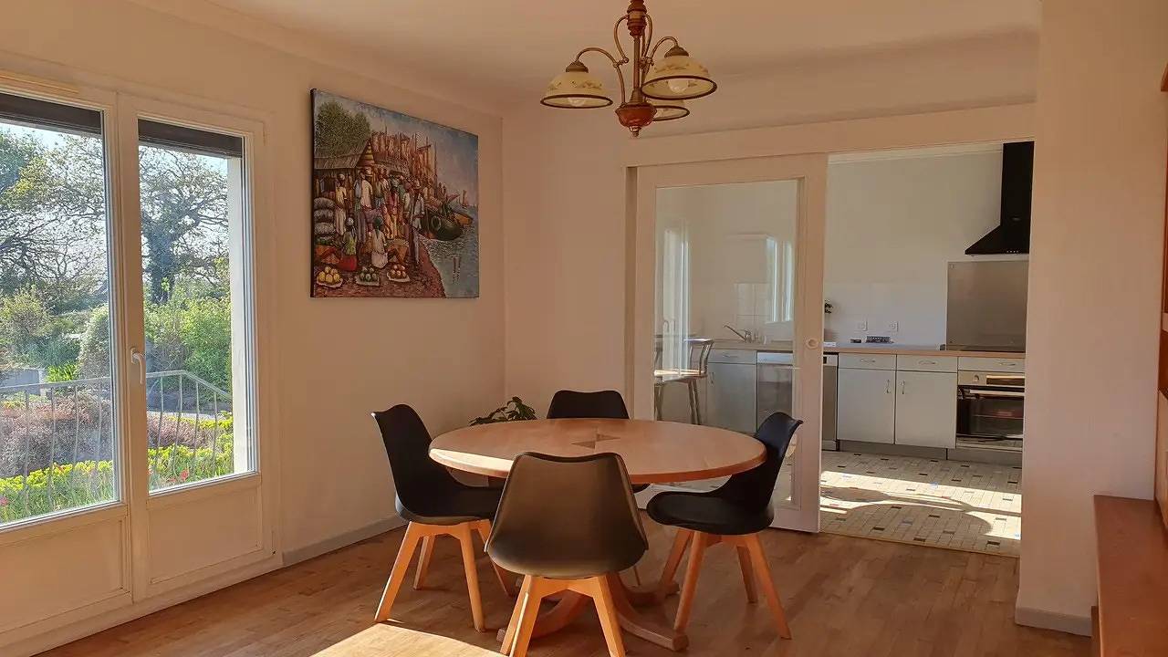 Maison de vacances pour 5 personnes avec jardin in Kerbors, Côte de Granit Rose