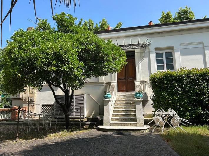 Loft per 5 persone, con panorama e balcone in Sanremo
