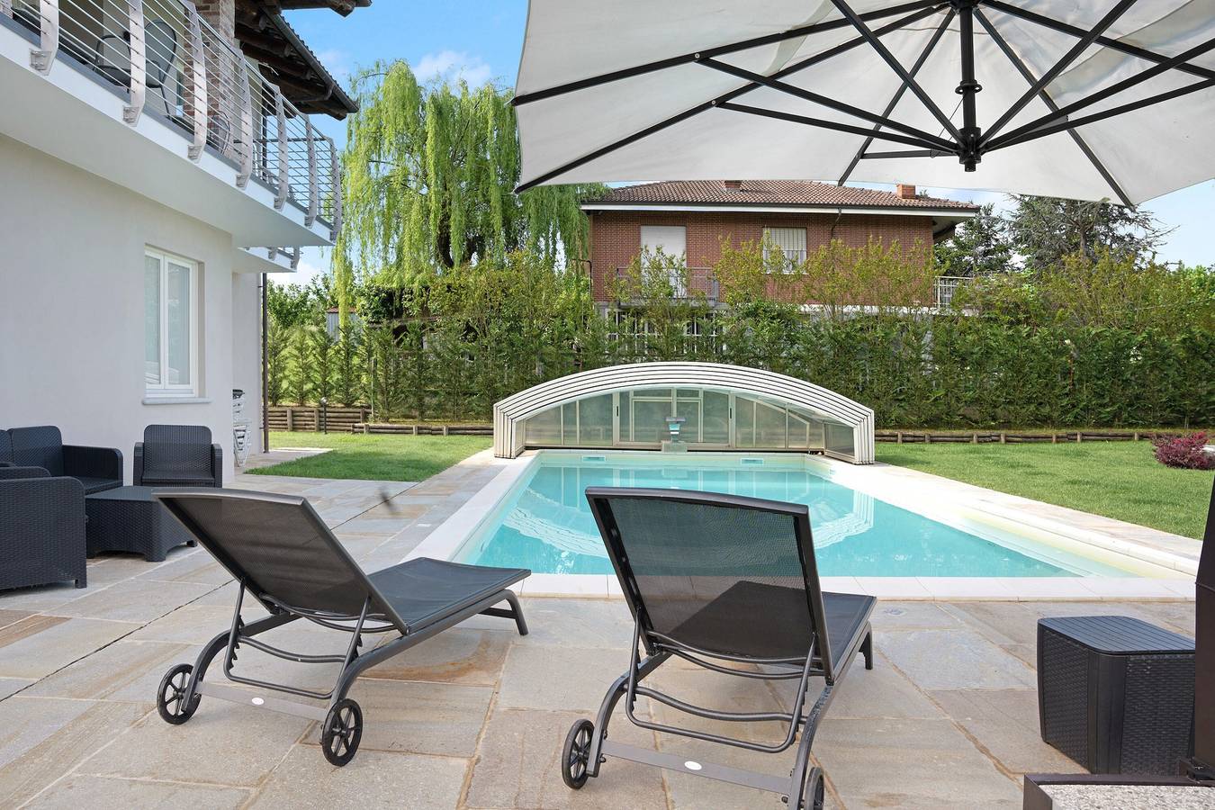 Villa 'Il Riccio E La Castagna' con piscina privada, Wi-Fi y aire acondicionado in Montaldo Roero, Provincia de Cuneo