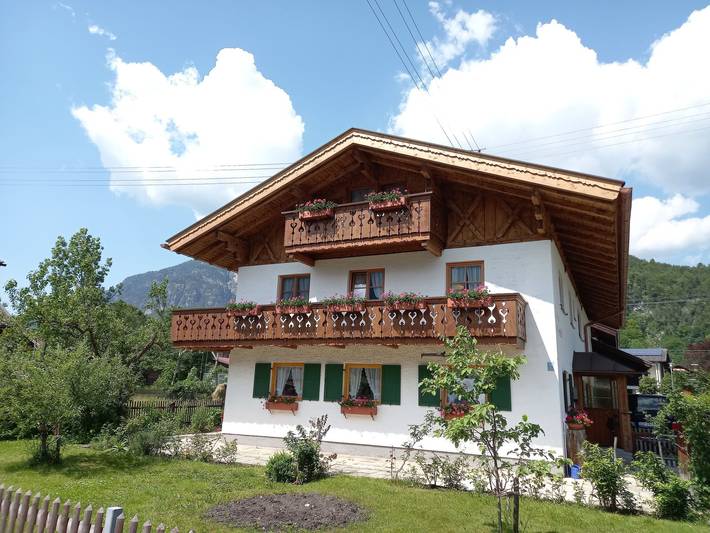 Ferienwohnung für 2 Personen, mit Balkon und Garten in Farchant