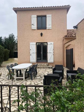 Gîte pour 6 personnes, avec vue ainsi que piscine et jardin à Passa