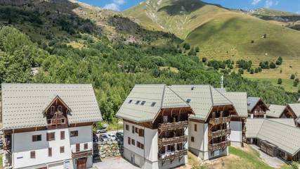 Cottage pour 4 personnes, avec piscine, animaux acceptés dans Col De La Croix De Fer