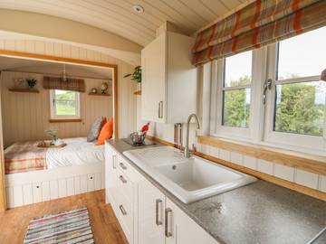 Glamping für 2 Personen in Zentral-Wales, Powys, Bild 4