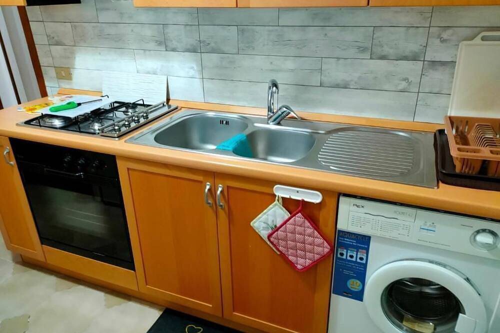 Apartamento entero, Fabulous 3-bedroom corporate apartment in Sapri in Sapri, Cilento